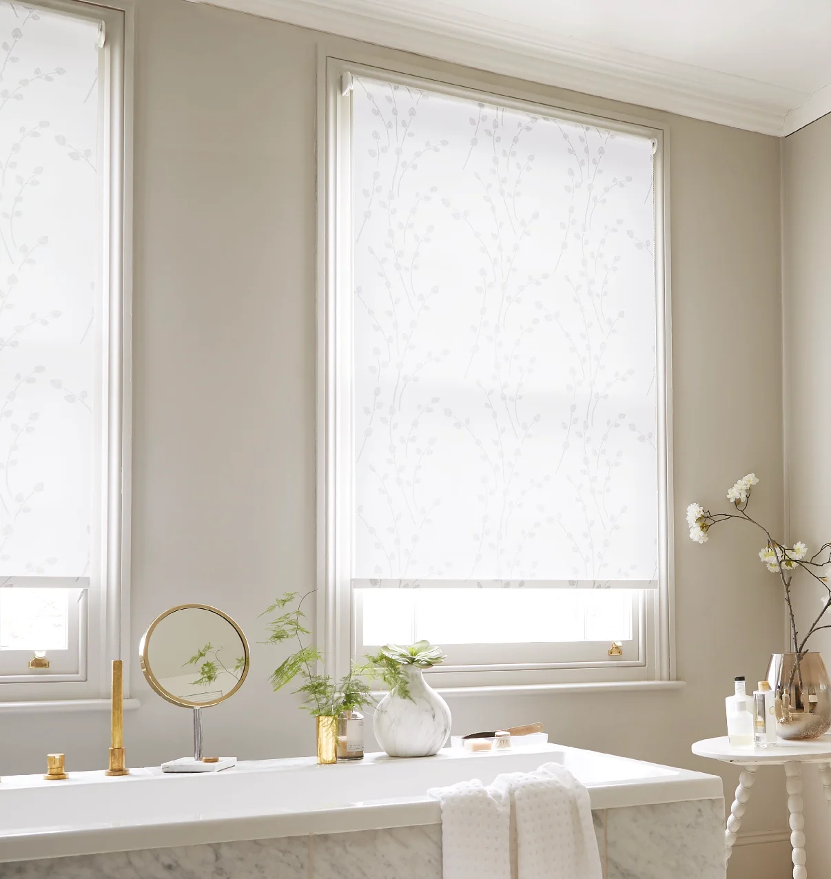 Made to measure roller blinds for modern Irish homes, kitchens, bathrooms and apartments